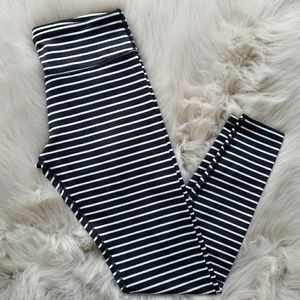 Scorpio Soul Cropped Yoga Pants